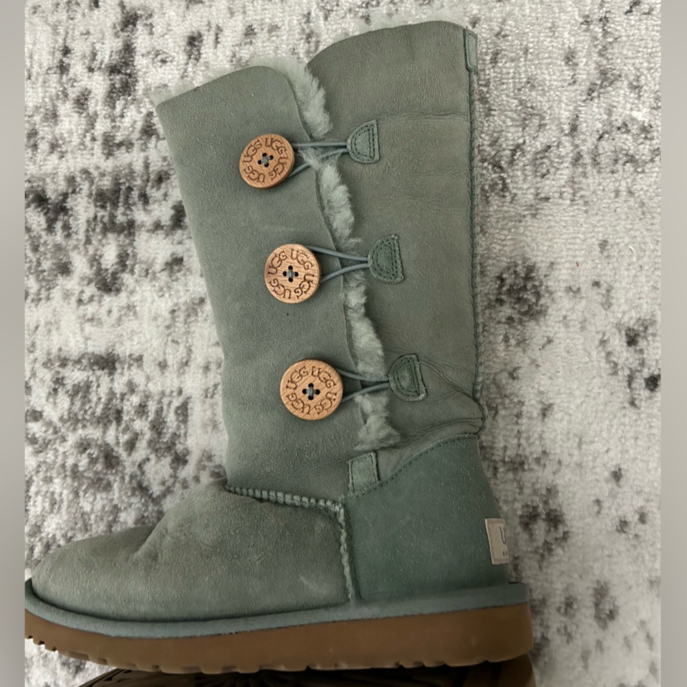 UGG Bailey Button Triplet ll Boot Blue - Picture 5 of 8